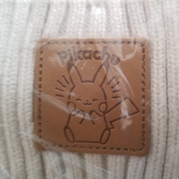 Pokemon Pikachu Pom Pom Beanie Toque - Picture 2 of 5